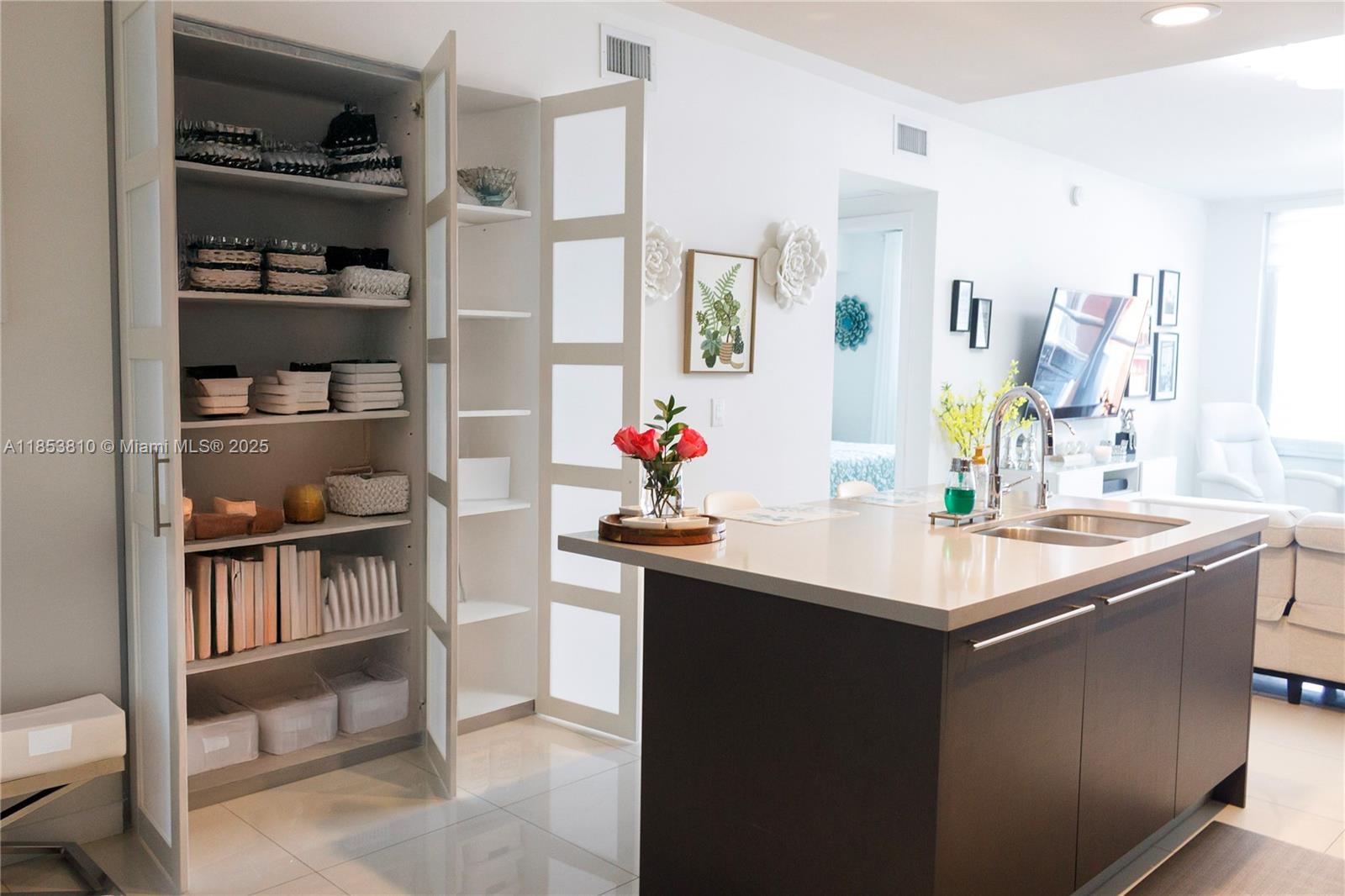 MIDTOWN AT DORAL - Residential