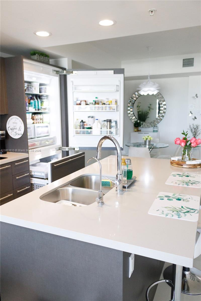 MIDTOWN AT DORAL - Residential