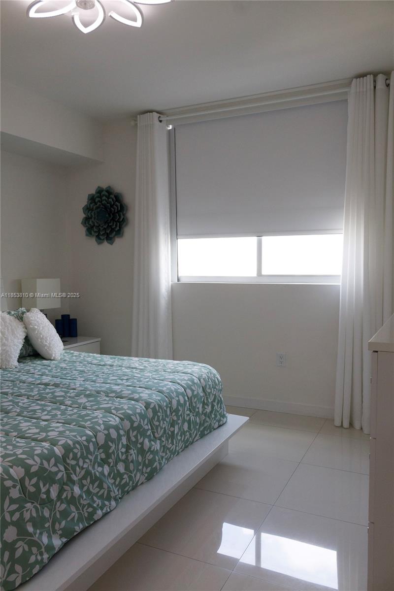 MIDTOWN AT DORAL - Residential