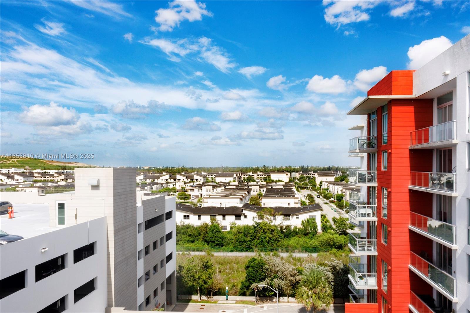 MIDTOWN AT DORAL - Residential