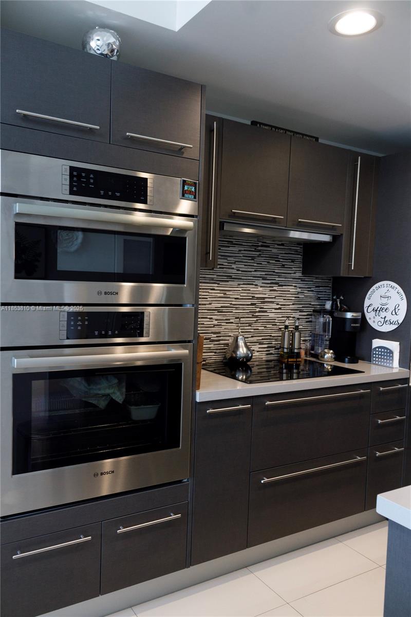 MIDTOWN AT DORAL - Residential