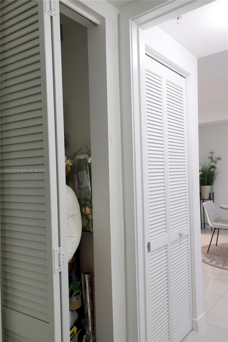 MIDTOWN AT DORAL - Residential