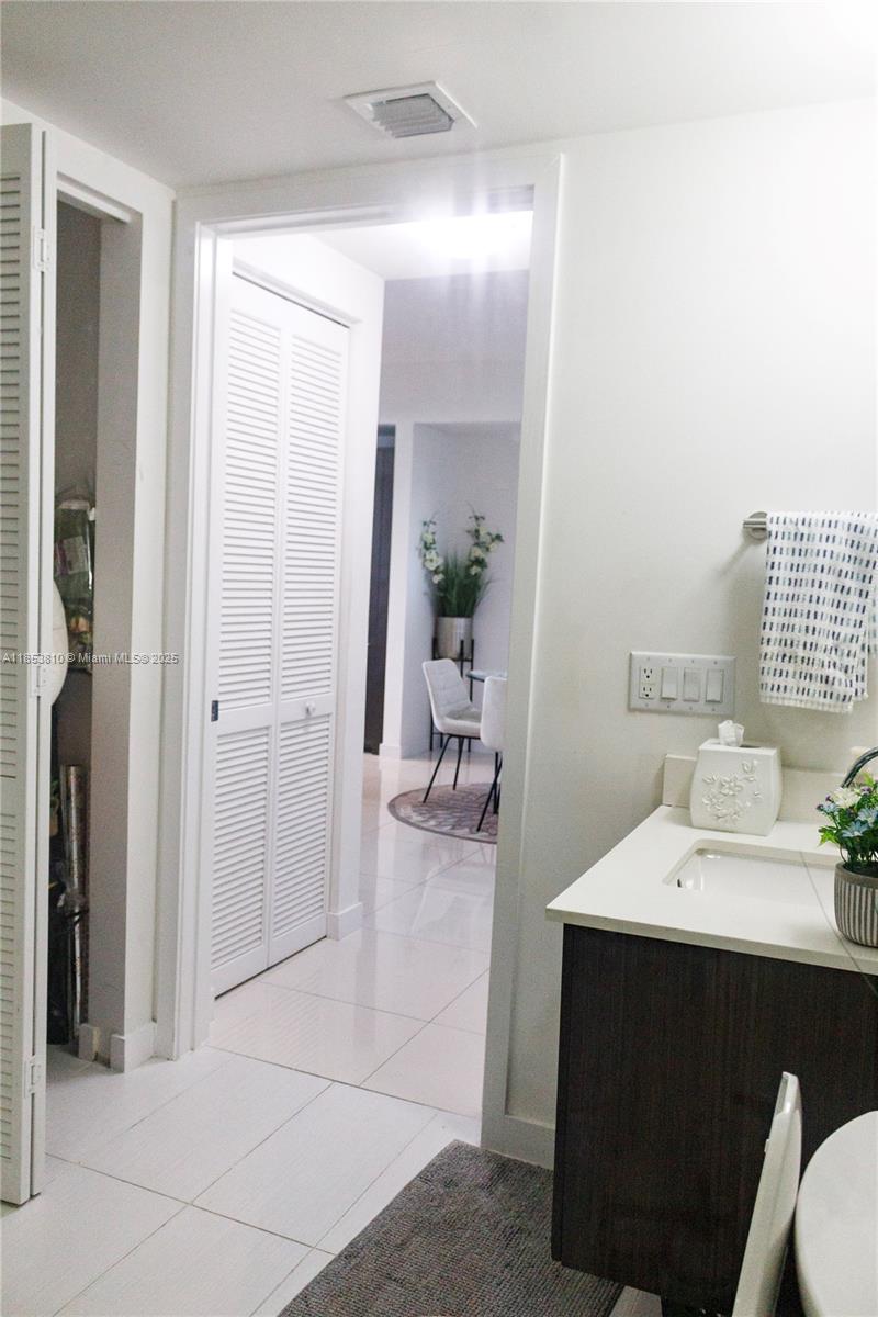 MIDTOWN AT DORAL - Residential