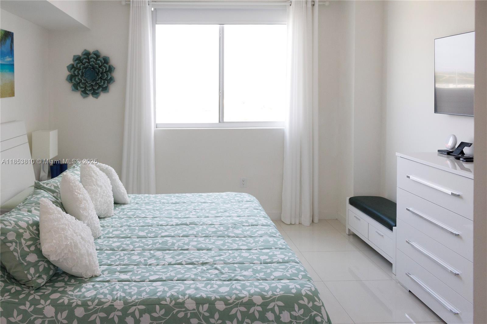 MIDTOWN AT DORAL - Residential