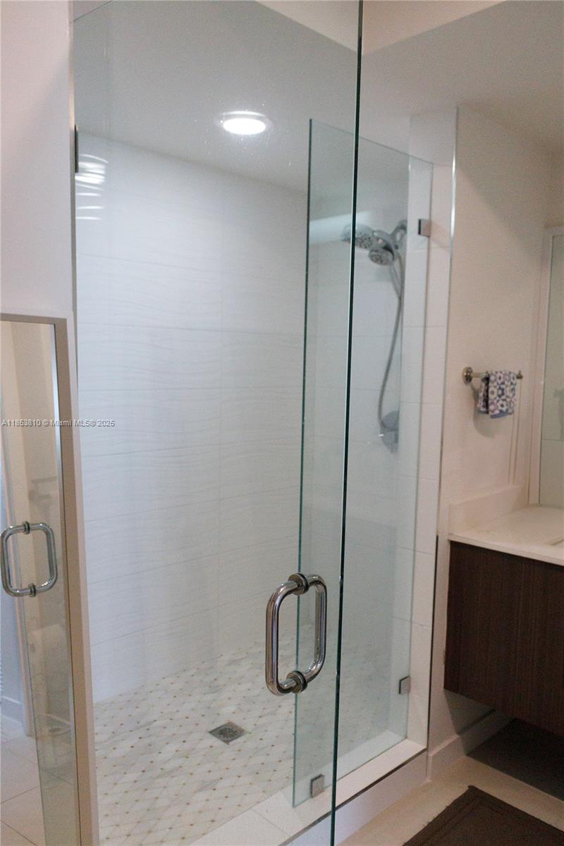 MIDTOWN AT DORAL - Residential