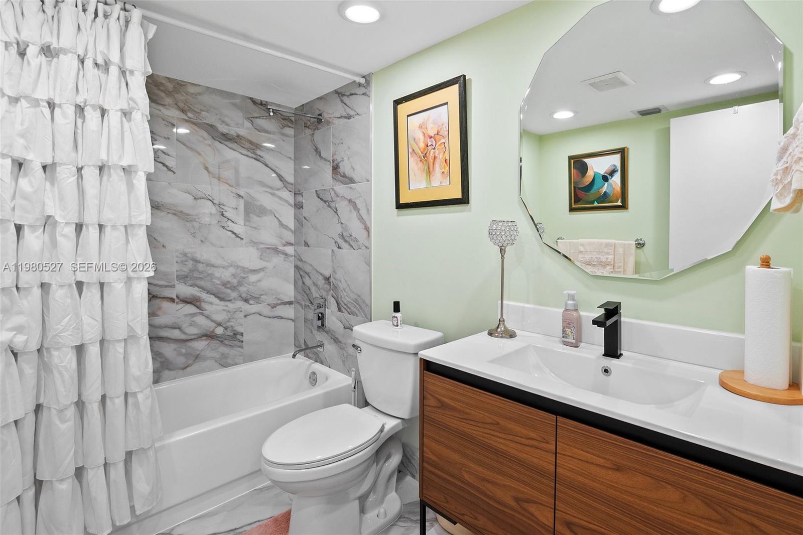 BUCKINGHAM AT CENTURY VIL - Residential