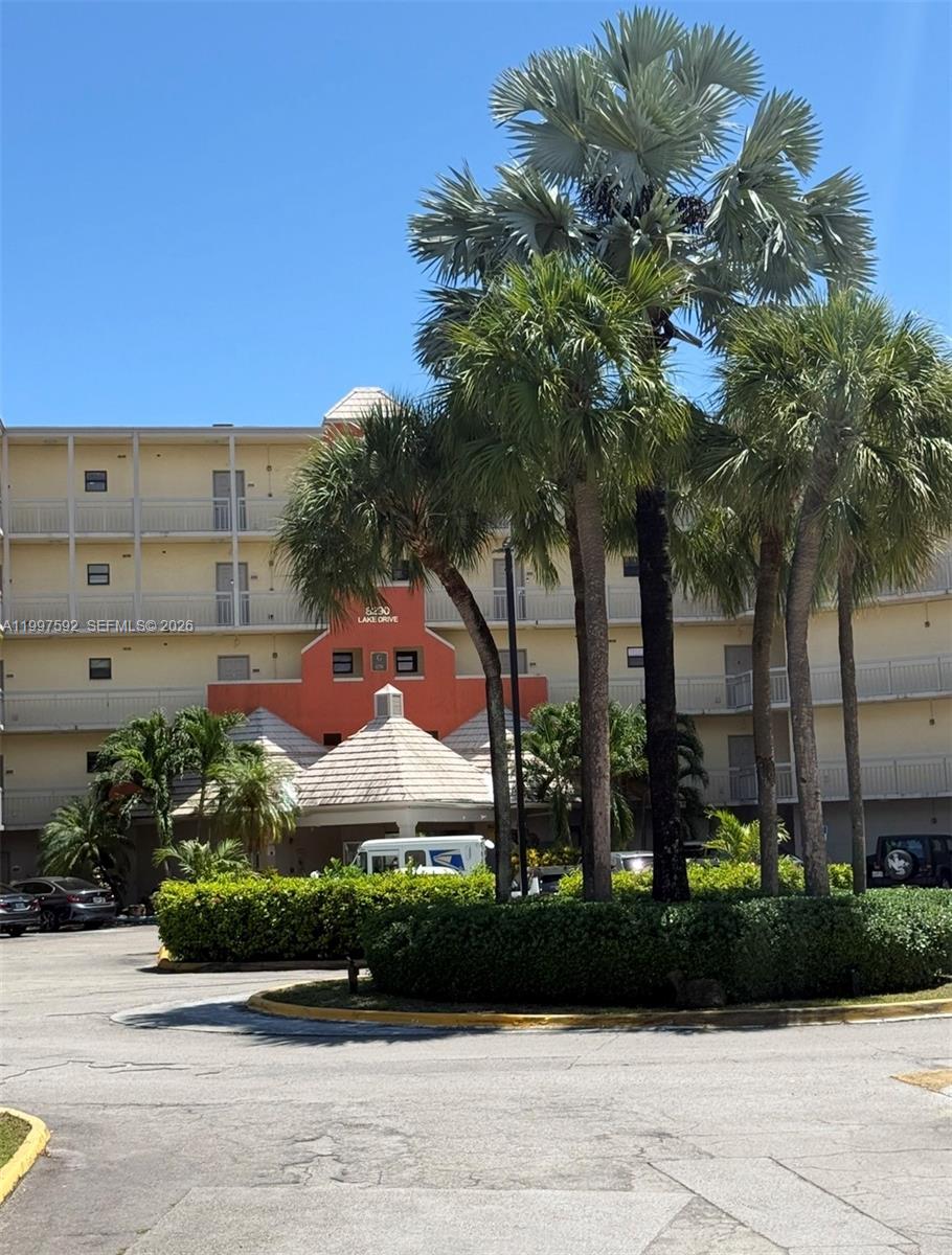 LAS VISTAS AT DORAL CONDO - Residential Lease