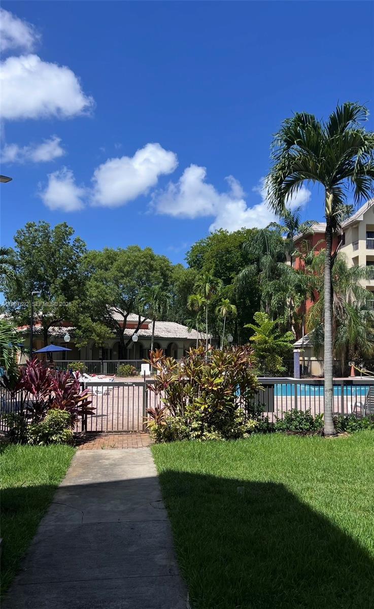 LAS VISTAS AT DORAL CONDO - Residential Lease