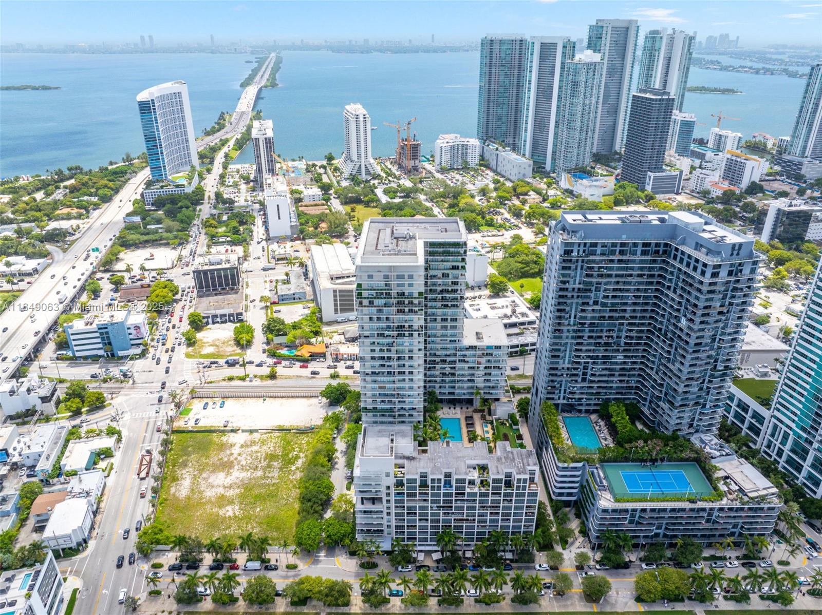 TWO MIDTOWN MIAMI CONDO - Residential