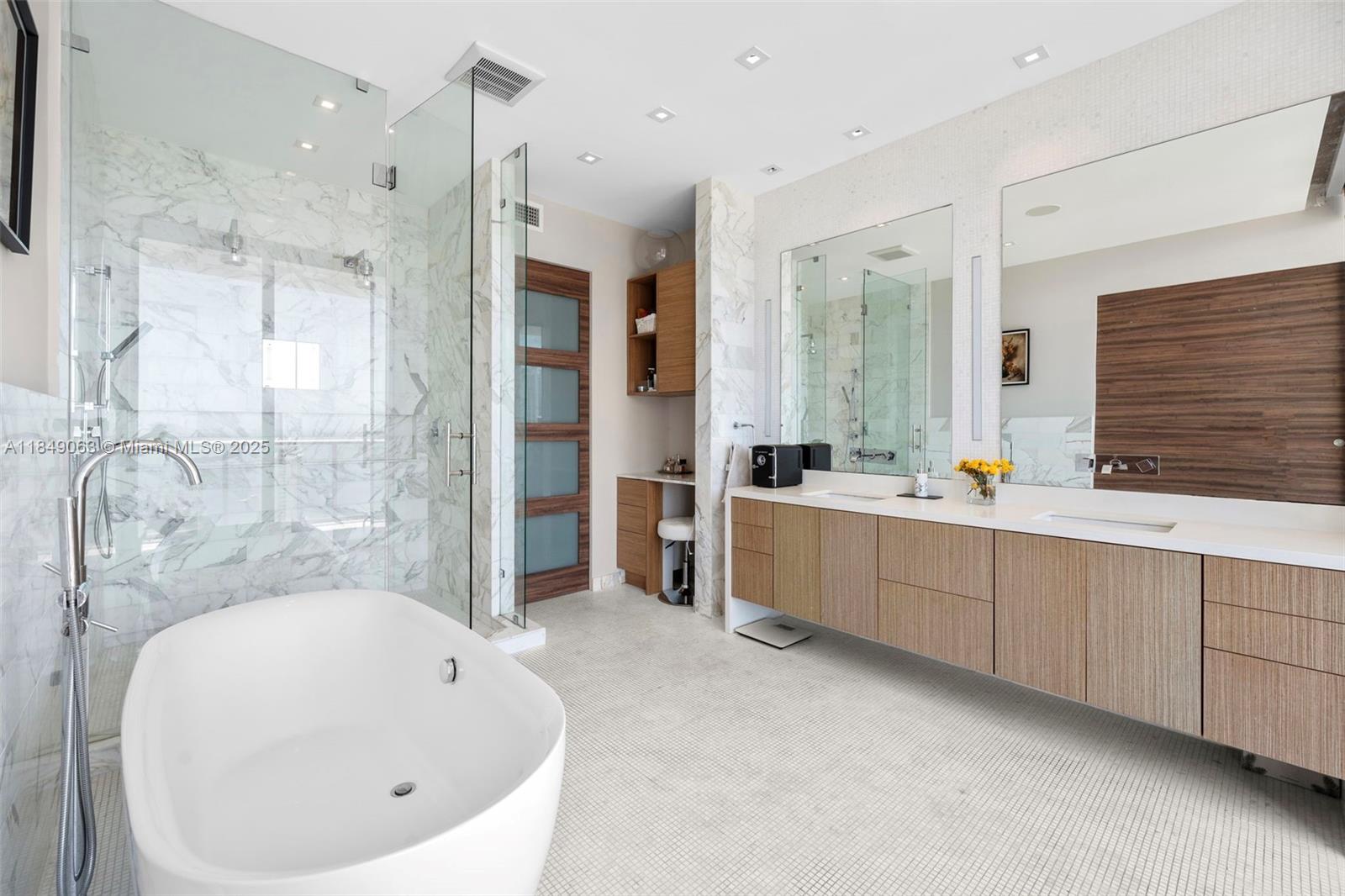 TWO MIDTOWN MIAMI CONDO - Residential