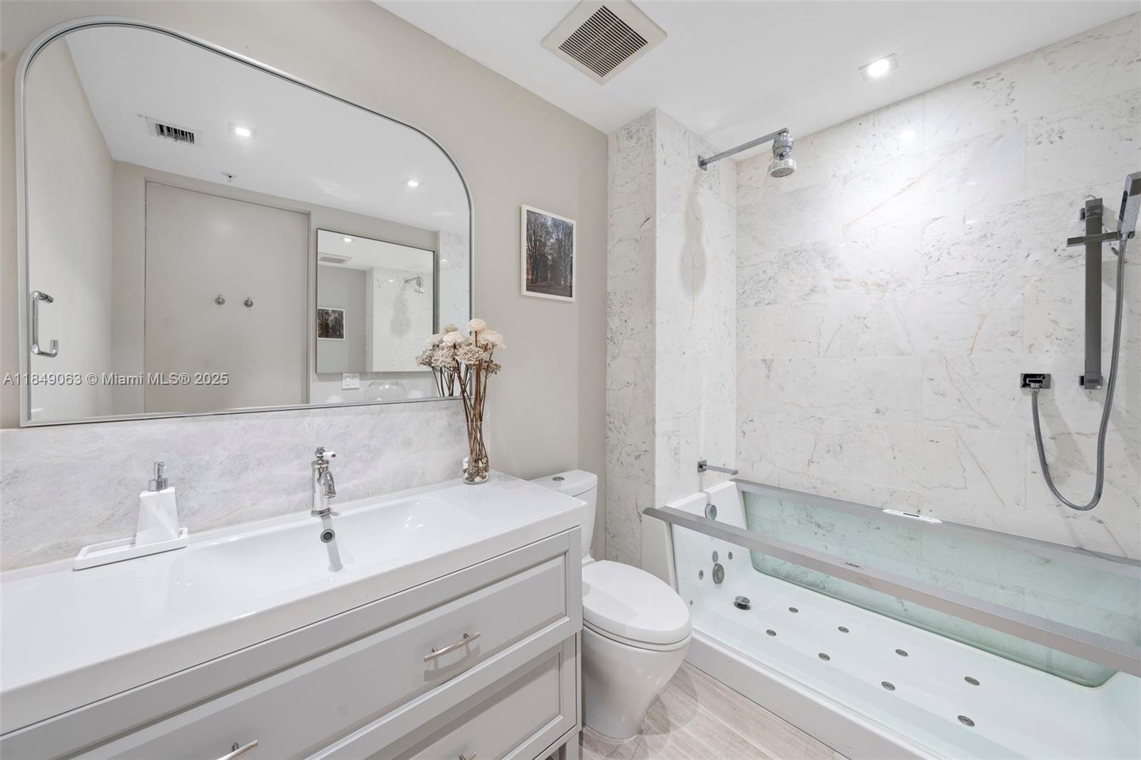 TWO MIDTOWN MIAMI CONDO - Residential