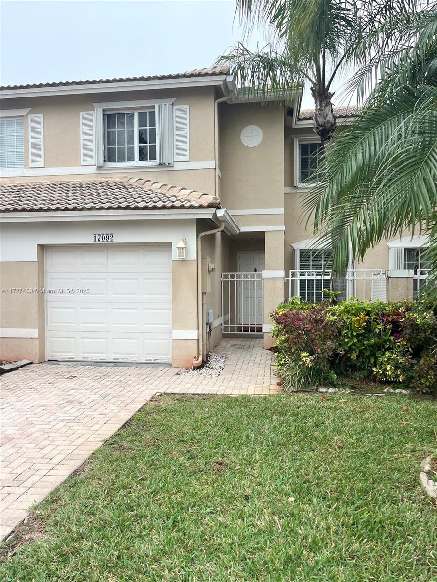 PEMBROKE ISLES 1 - Residential Lease