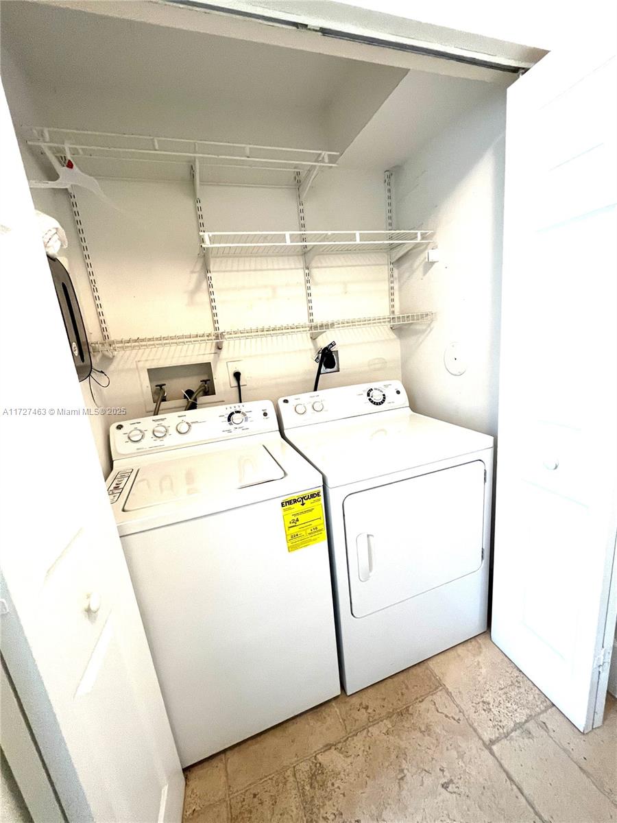 PEMBROKE ISLES 1 - Residential Lease