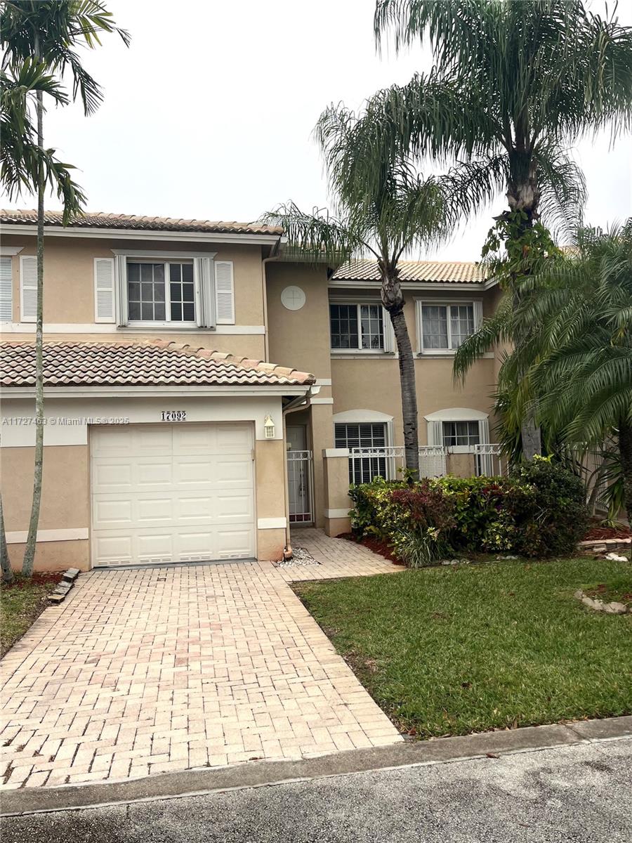 PEMBROKE ISLES 1 - Residential Lease