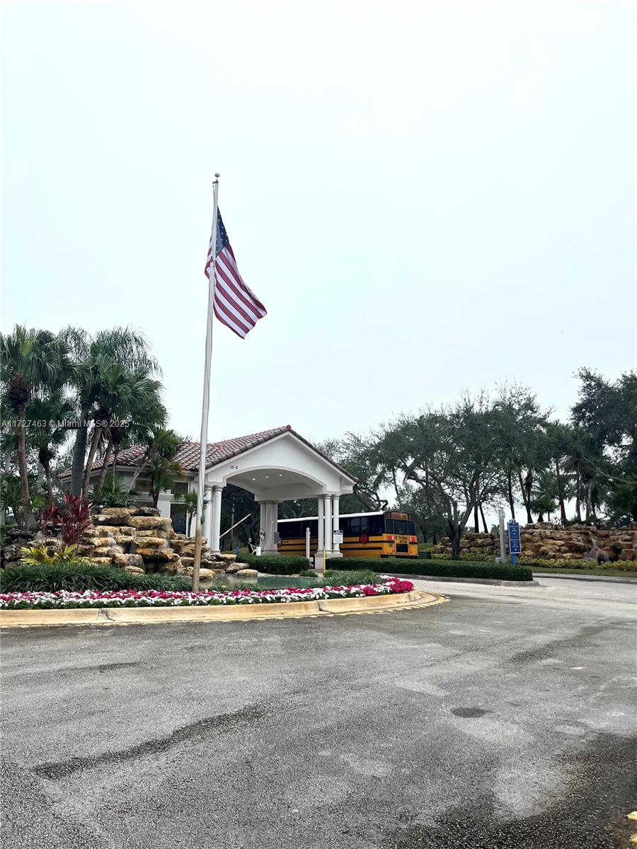 PEMBROKE ISLES 1 - Residential Lease