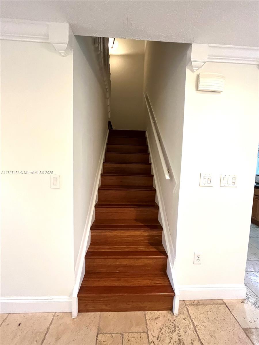 PEMBROKE ISLES 1 - Residential Lease