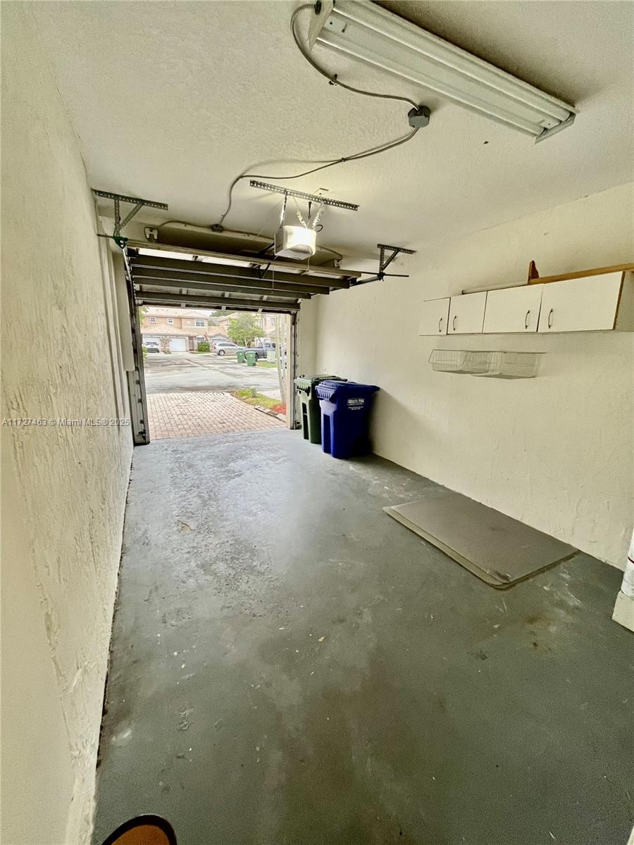 PEMBROKE ISLES 1 - Residential Lease