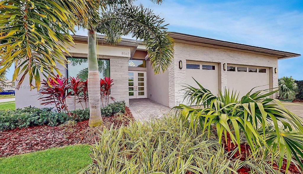 Photo of 8562 Dream Falls St, Boca Raton, FL 33496 (MLS # A11328814)