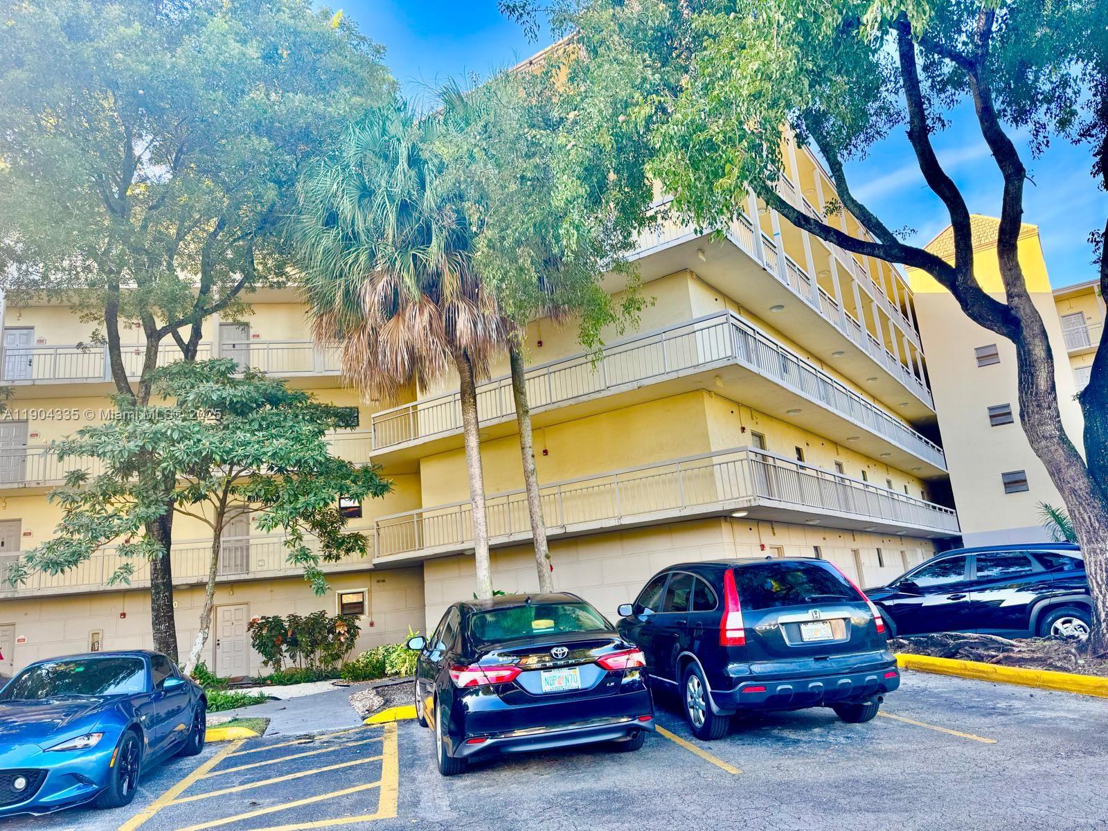 LAS VISTAS AT DORAL CONDO - Residential Lease