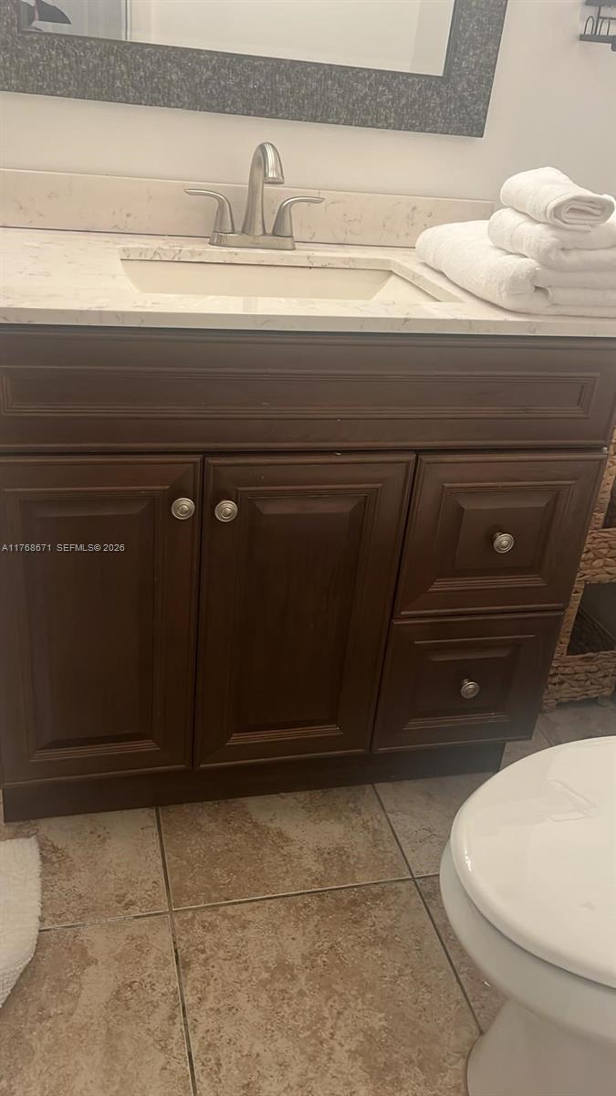 COMMODORE PLAZA CONDO - Residential