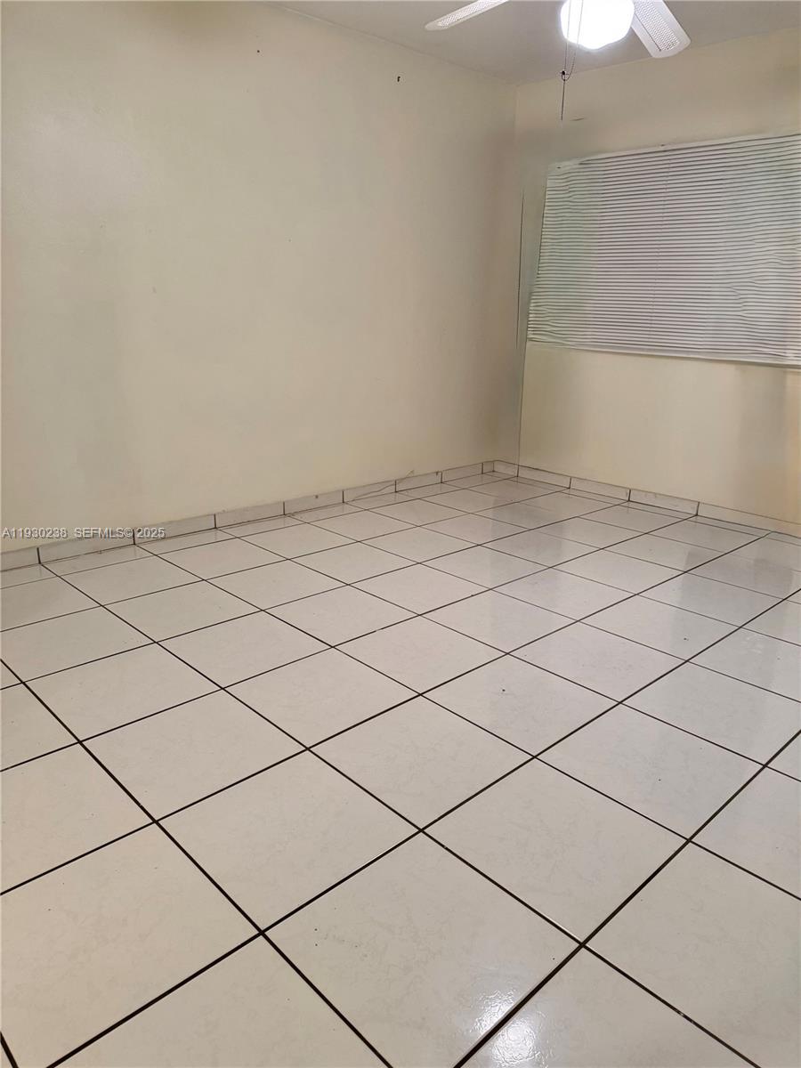 GREEN HILLS PARK WEST NO - Residential