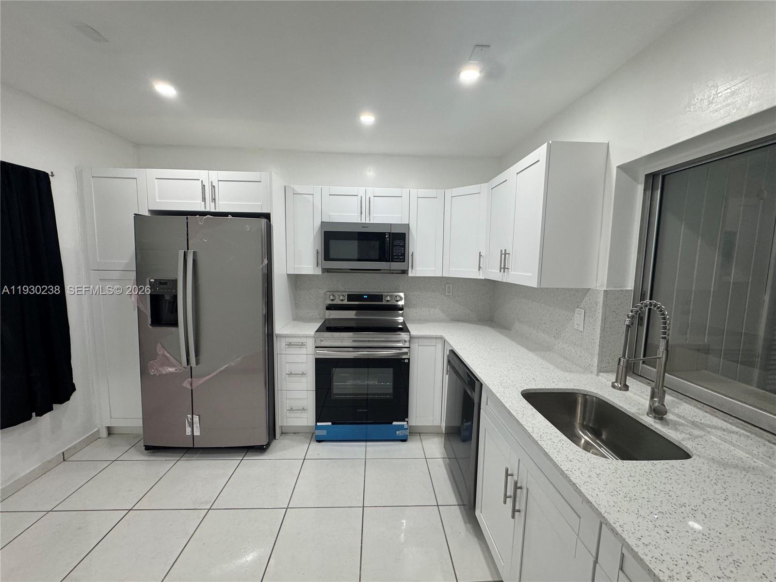 GREEN HILLS PARK WEST NO - Residential