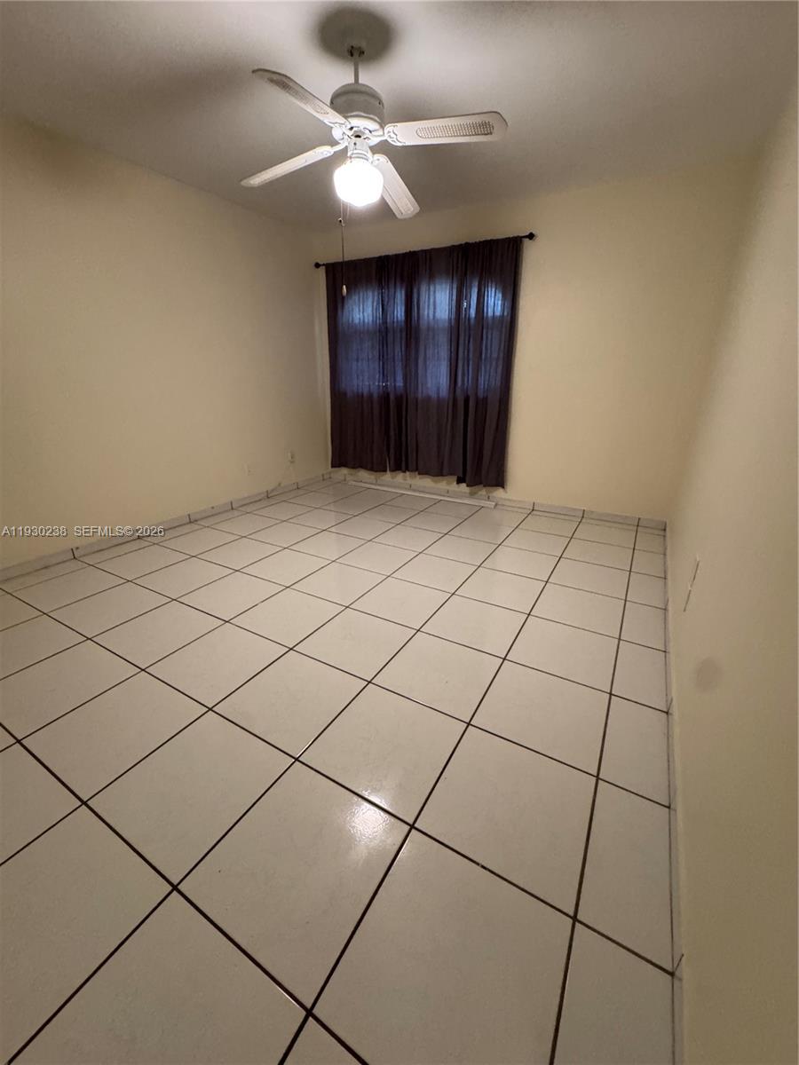 GREEN HILLS PARK WEST NO - Residential