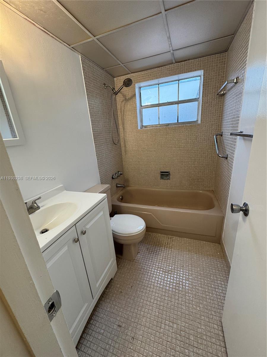 GREEN HILLS PARK WEST NO - Residential