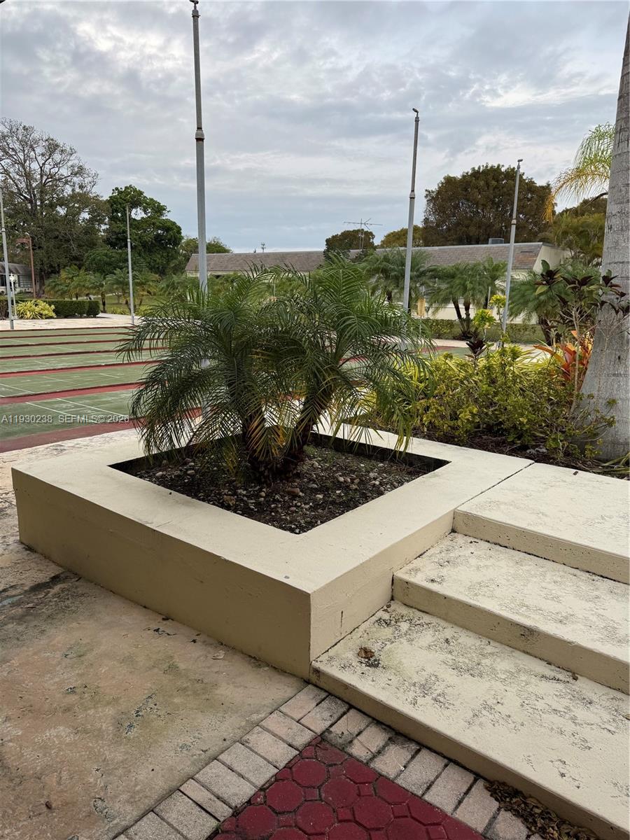 GREEN HILLS PARK WEST NO - Residential