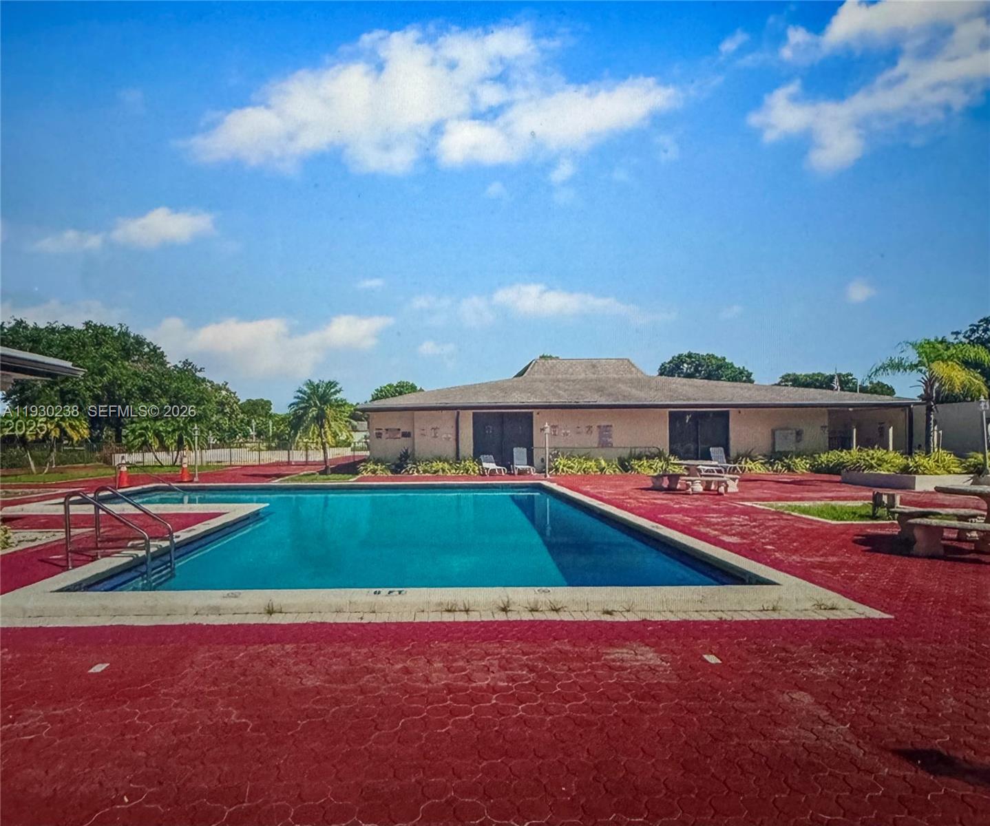 GREEN HILLS PARK WEST NO - Residential