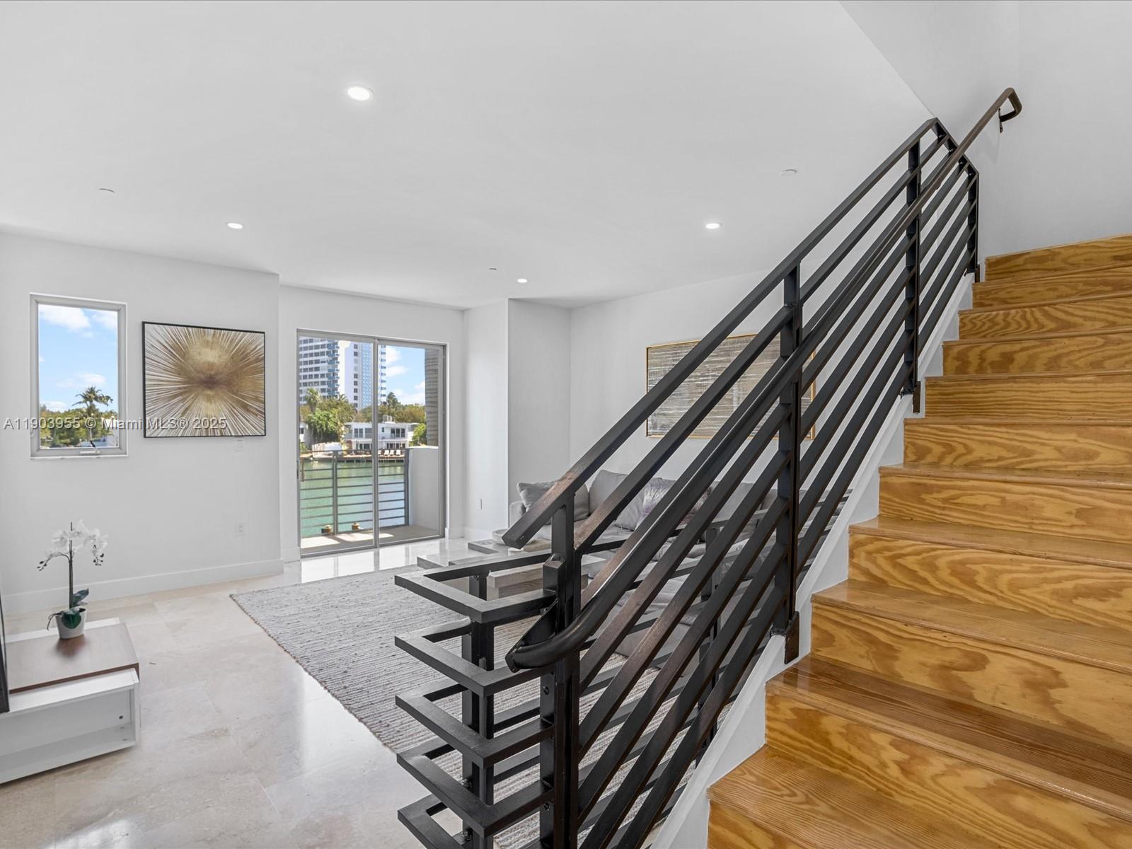 NORMANDY GOLF COURSE SUB - Residential Lease