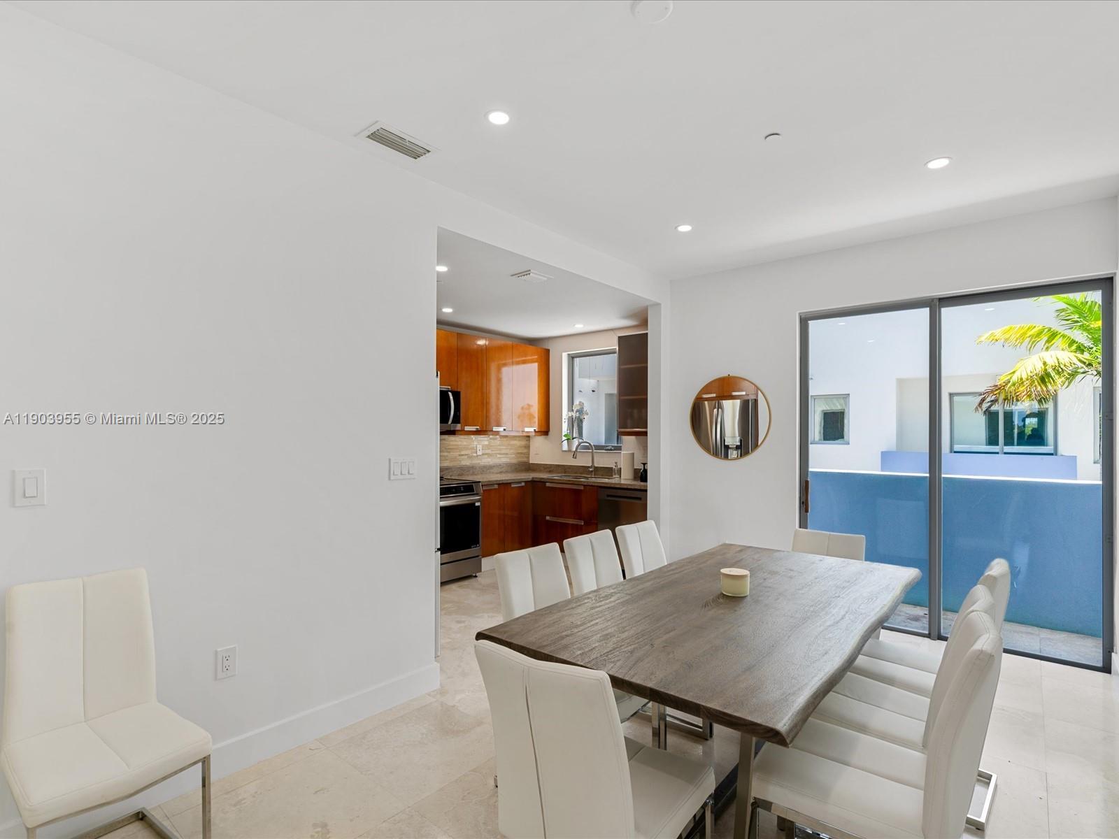 NORMANDY GOLF COURSE SUB - Residential Lease