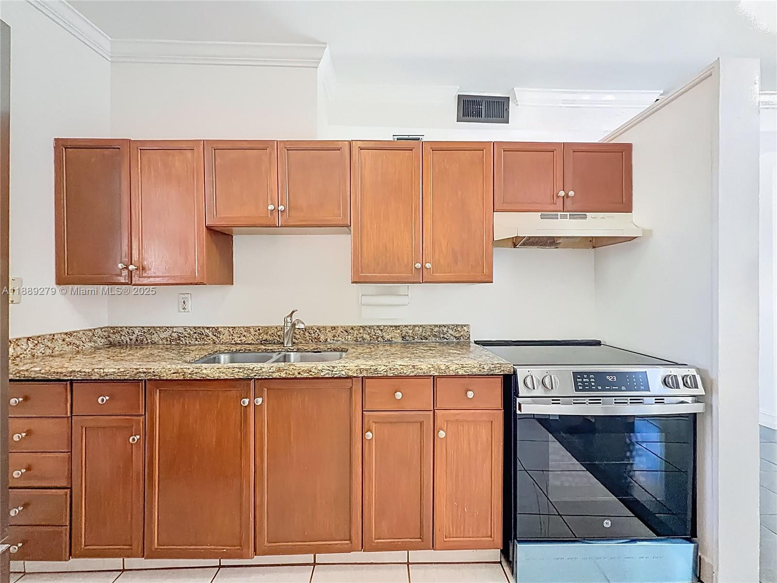 POMPANO BEACH HIGHLANDS 5 - Residential Lease
