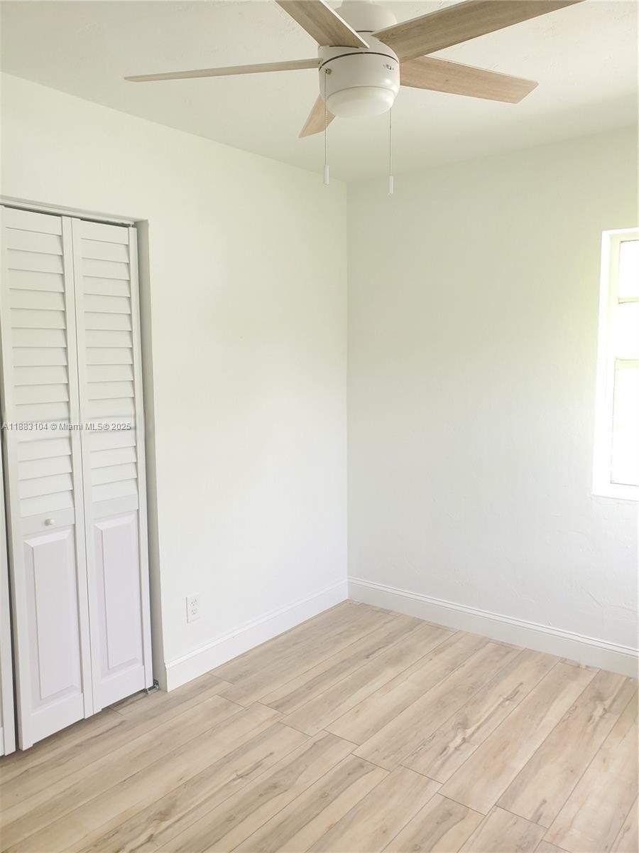 BREEZYWAY MANOR - Residential