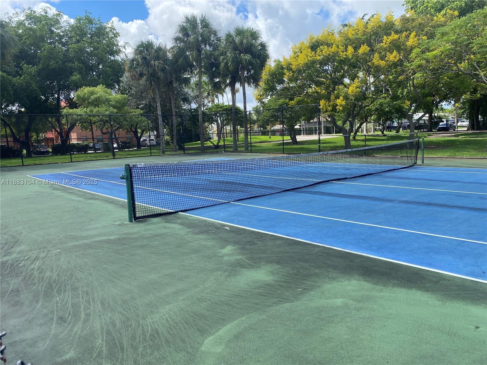 BREEZYWAY MANOR - Residential