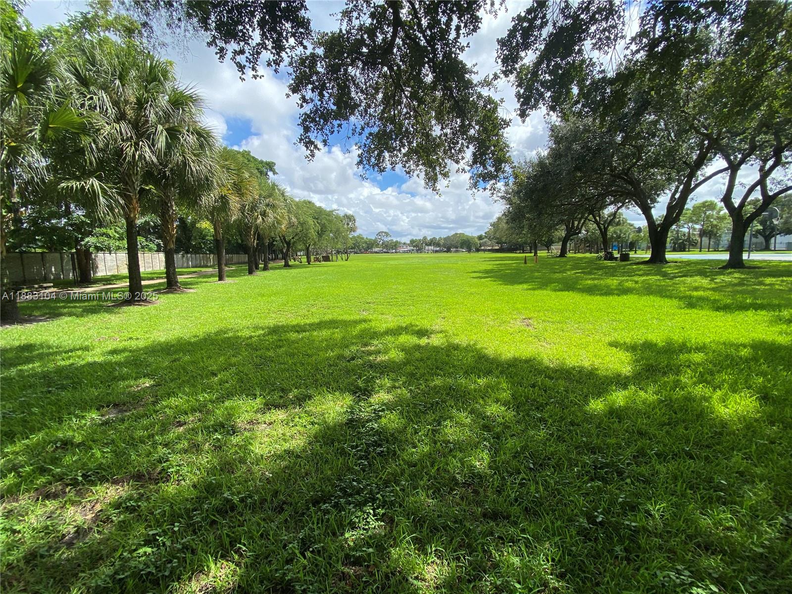 BREEZYWAY MANOR - Residential