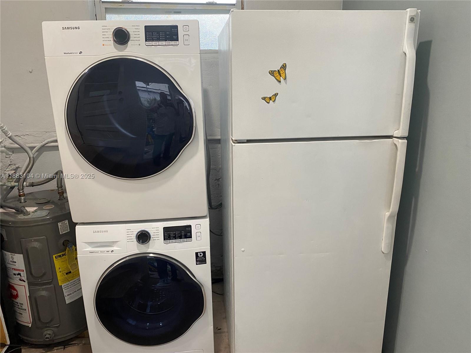 BREEZYWAY MANOR - Residential