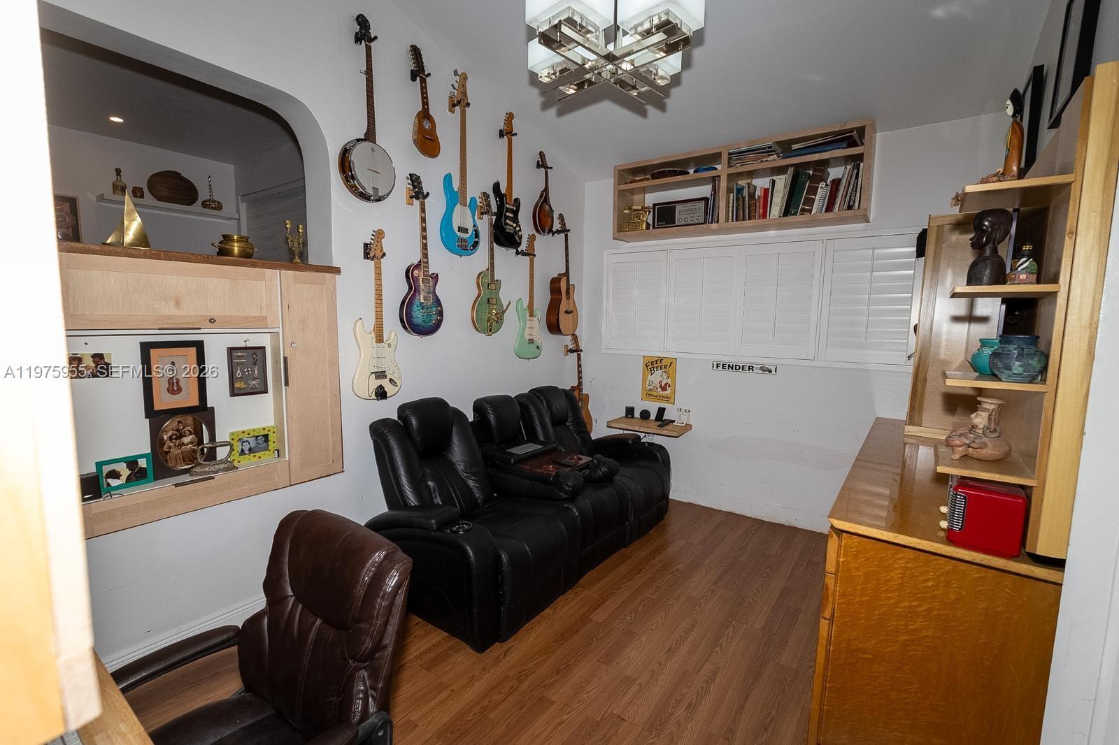 CLEVELAND TERRACE - Residential