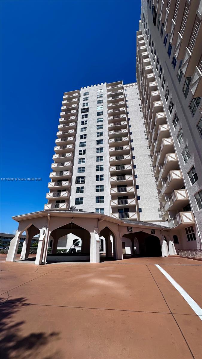 1865 S Ocean Dr 17K
