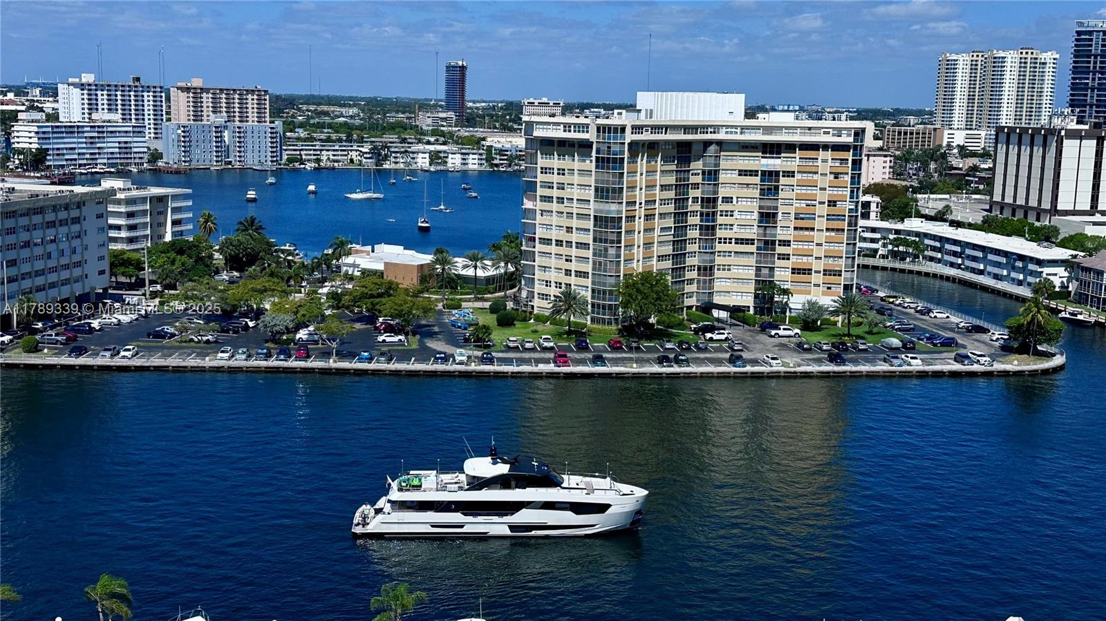 Rental Property at 1865 S Ocean Dr 17K, Hallandale Beach, Broward County, Florida - Bedrooms: 1 
Bathrooms: 2  - $2,300 MO.