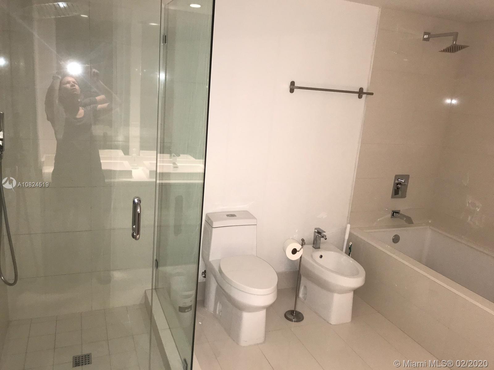 SLS BRICKELL - Residential Lease