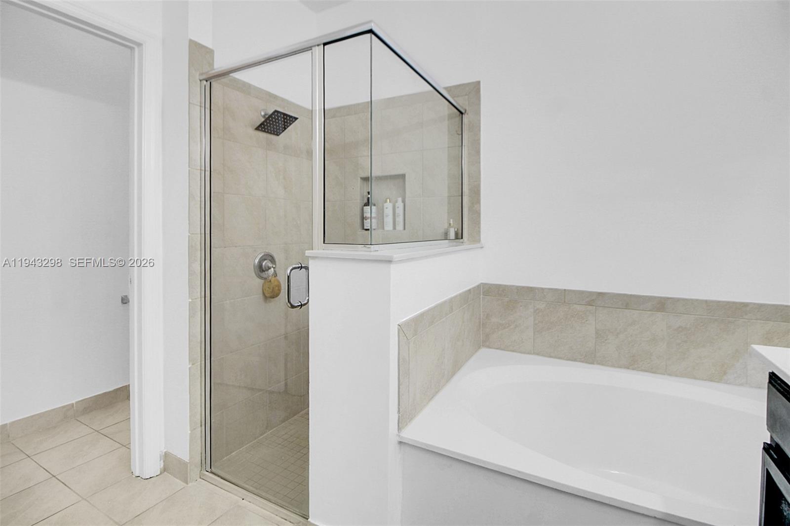 VENTANAS AT HOMESTEAD - Residential