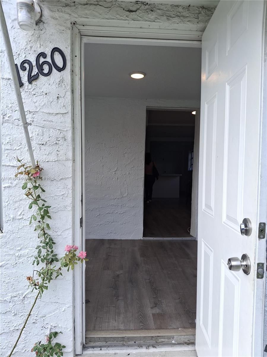 Single Family home in Miami. Great location near major highways. Completely remodeled ready to move in... A/C, washer and dryer. Easy to show:) No HOA approval required ready to move in.