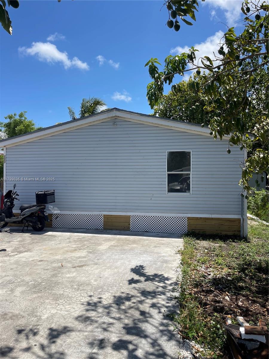 19800 Sw 180th Ave Unit 123 Ave, Miami, Broward County, Florida - 3 Bedrooms  
2 Bathrooms - 