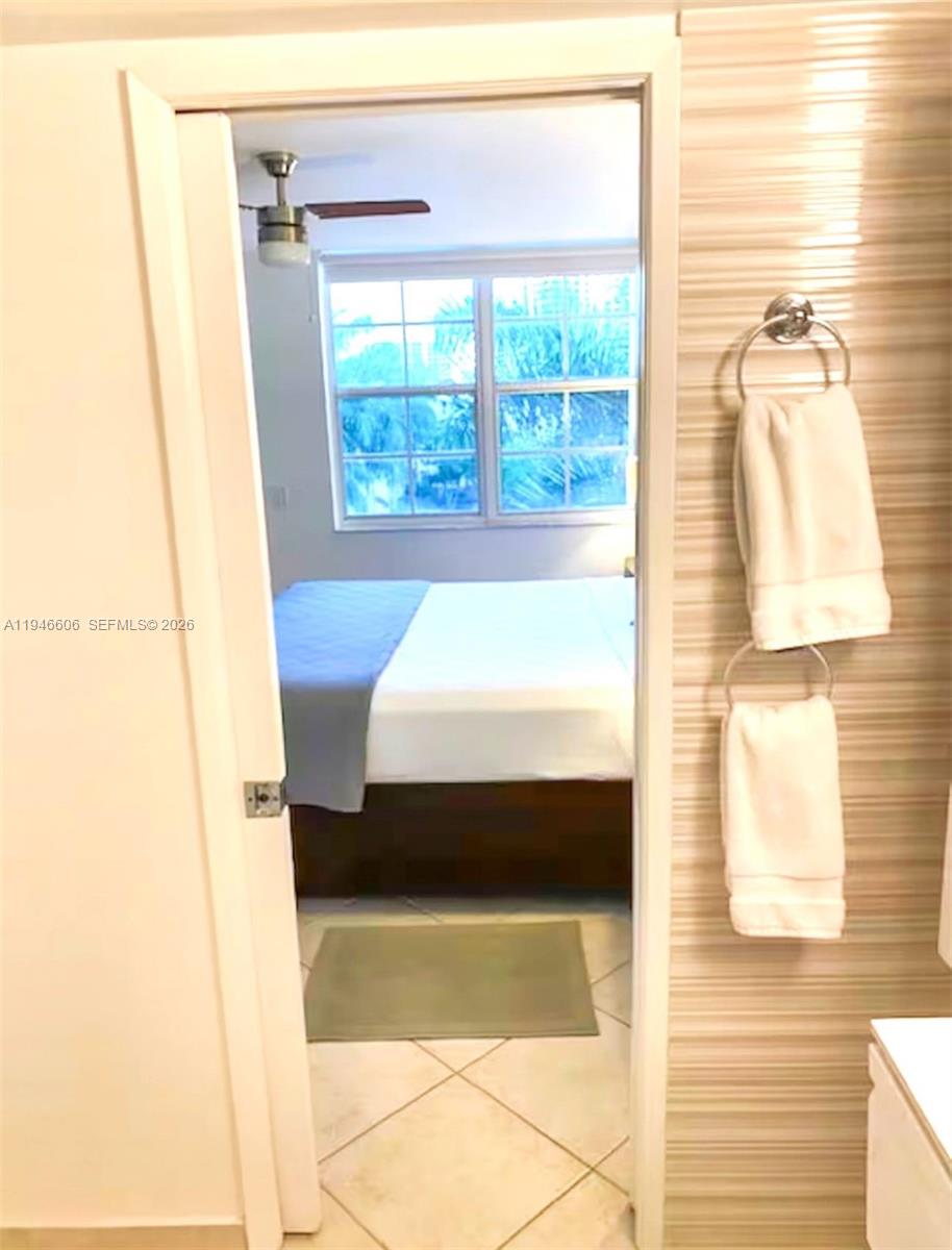 THE YACHT CLUB AT AVENTUR - Residential