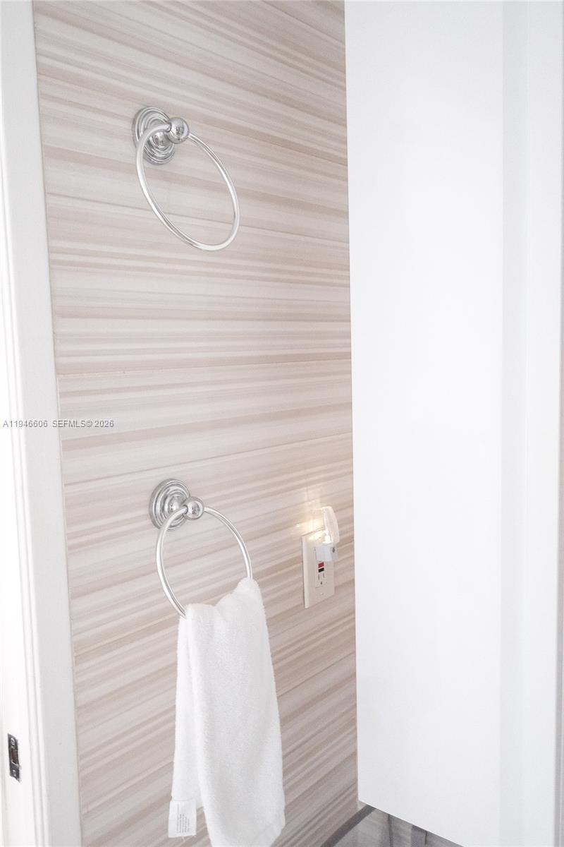 THE YACHT CLUB AT AVENTUR - Residential