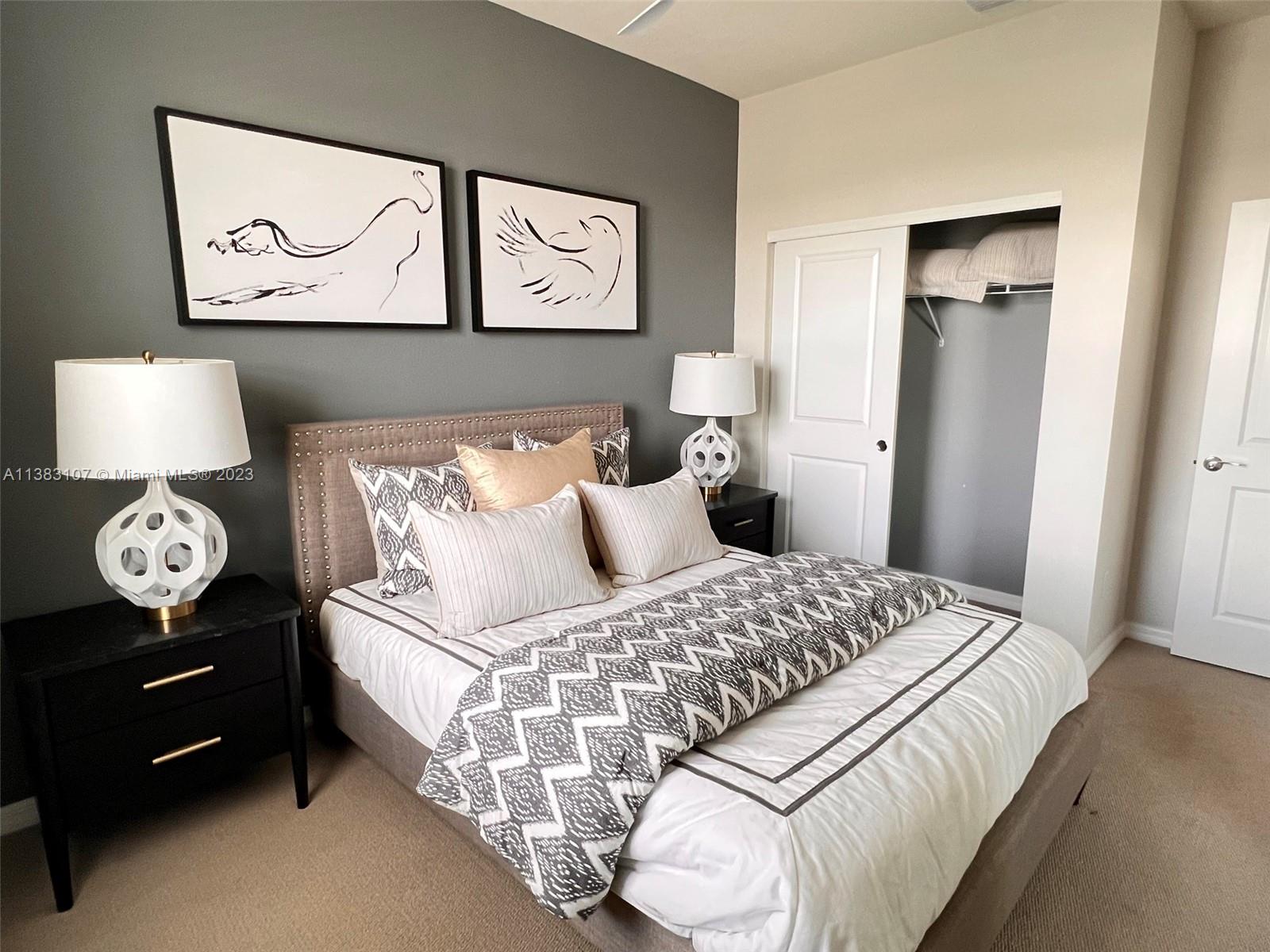 HILLCREST COUNTRY CLUB NO - Residential Lease