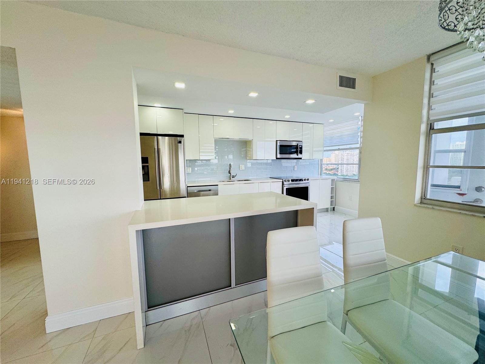 DEL PRADO MARINA - Residential