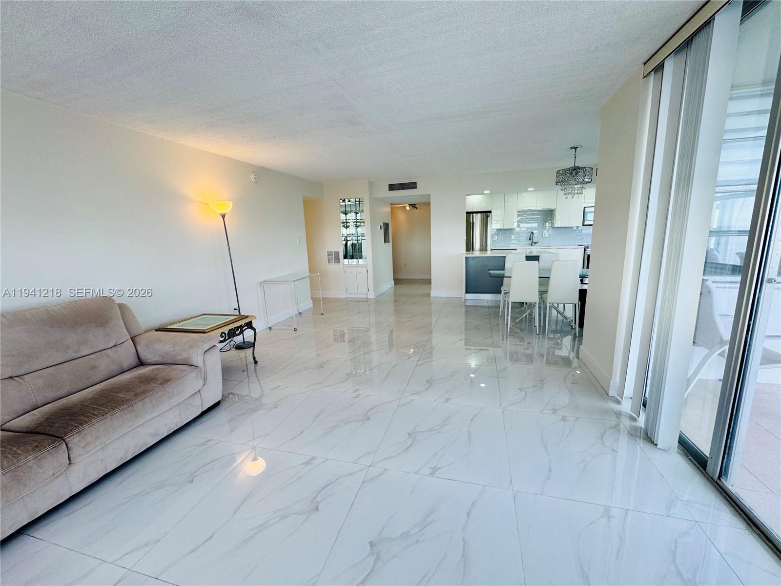 DEL PRADO MARINA - Residential