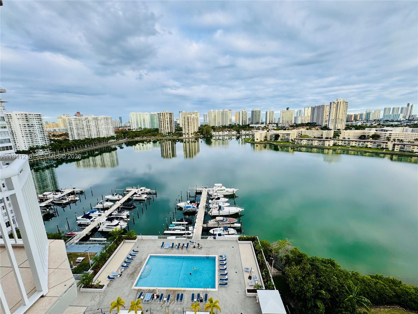 DEL PRADO MARINA - Residential